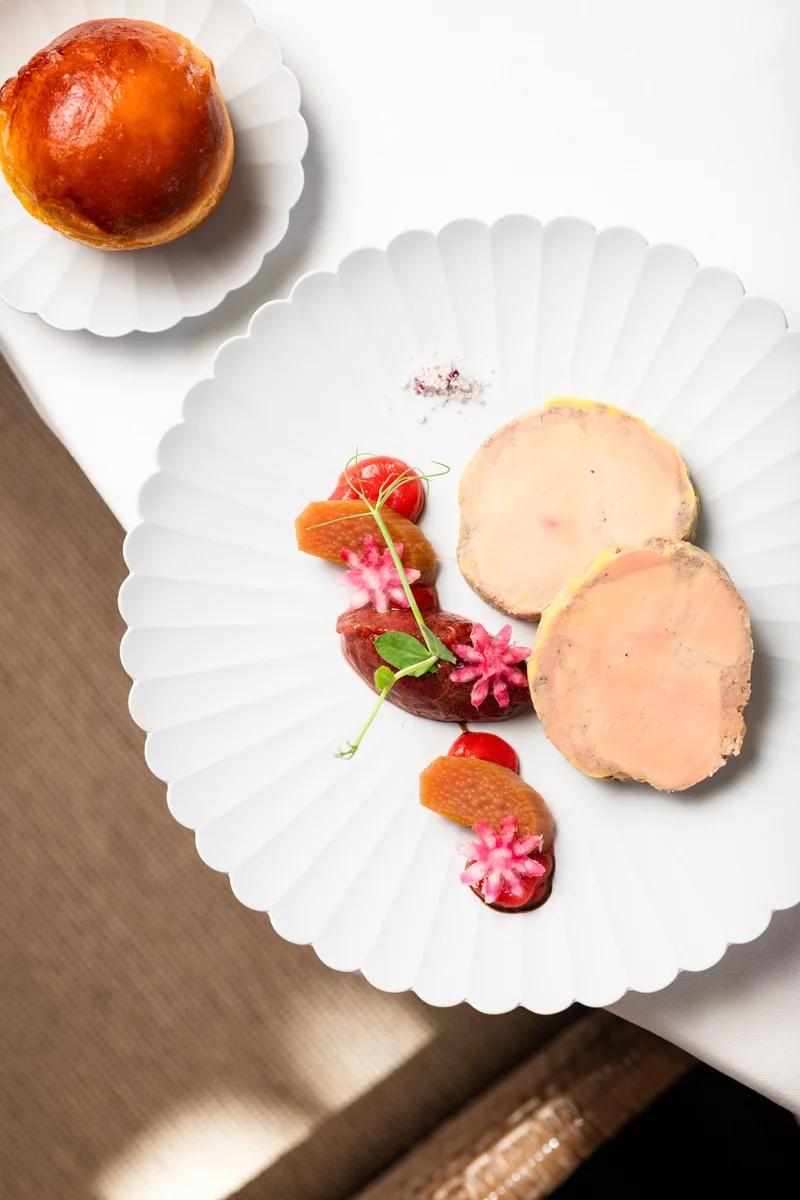 Plat gastronomique signature du restaurant La Girole